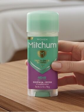 Mitchum Women Antiperspirant Deodorant TRIPLE ODOR DEFENSE Shower Fresh (3.4 oz)